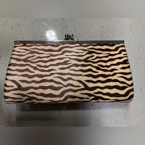 4 x 7 inch leopard purse 👜